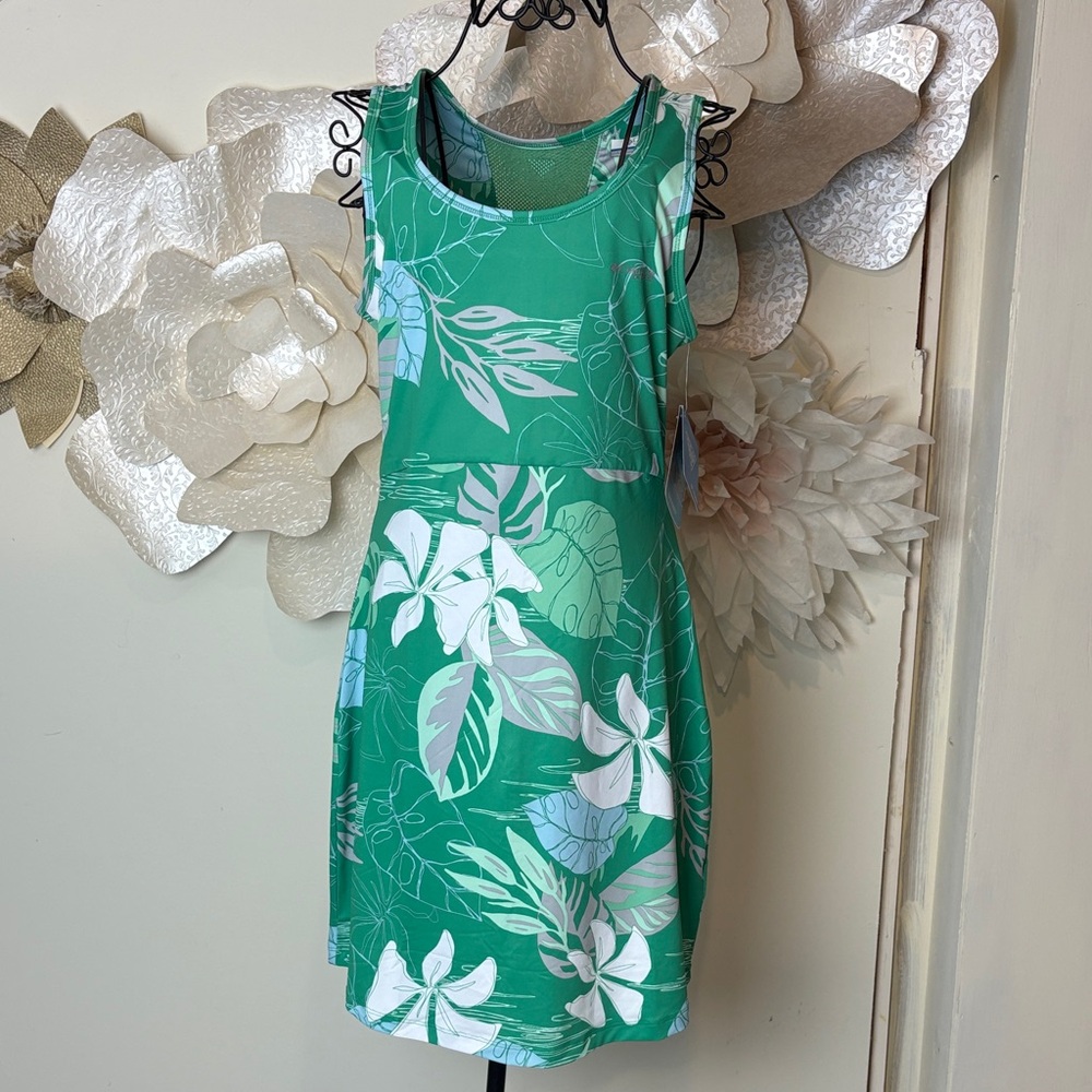 Columbia PFG NWT Dress Size S/M